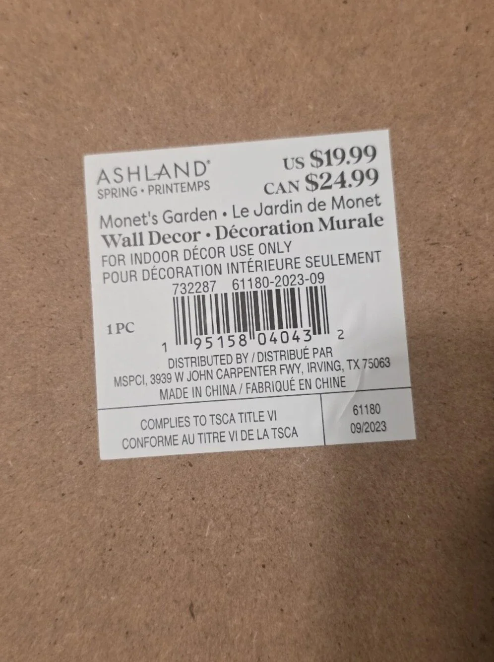 Ashland Pink Clawfoot Tub Wall Art with Gold 